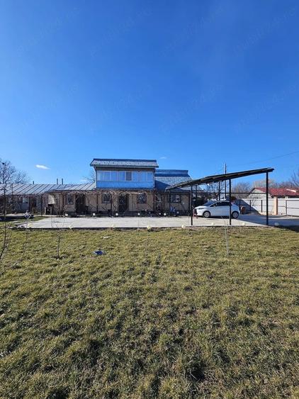 Casă cu Teren 2000 Mp în Central