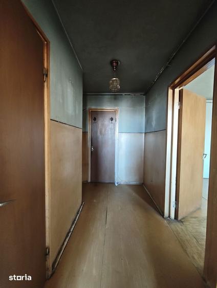 Apartament cu 2 camere decomandat în Titan