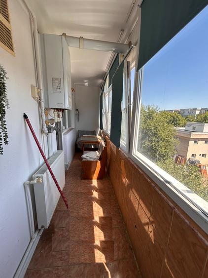 Apartament cu 2 camere decomandat, mobilat în Buzaului