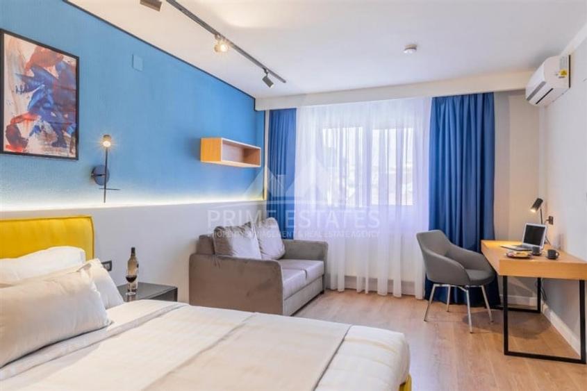 Casă individuală cu 12 camere decomandat cu Canalizare în P-ța Dorobanți