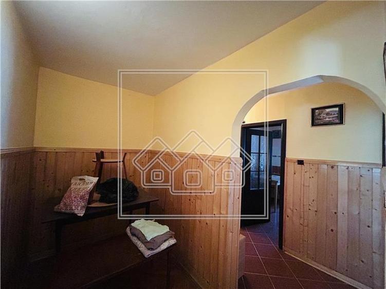 Ap decomandat, 3 camere, 2 balcoane - Zona Turnisor - 10