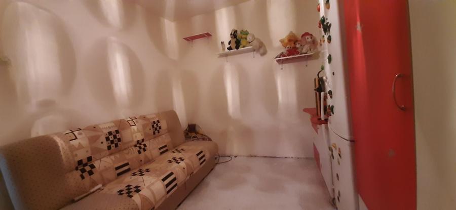 Vand apartament cu 2 camere Str.Tineretului - 7