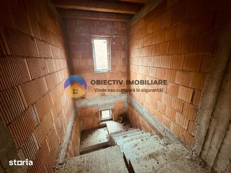 Vila la rosu si teren 500 mp de vanzare Zona Fermelor - 14