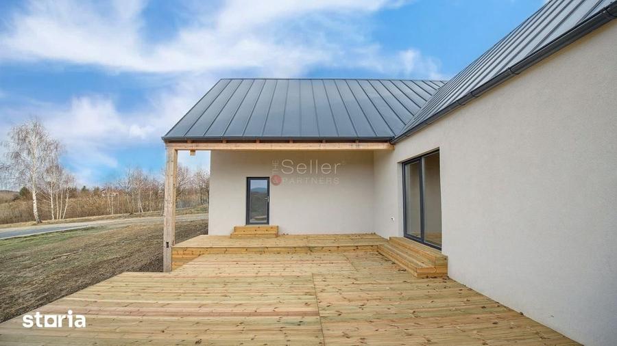 Casă cu 3 camere cu Teren 3000 Mp în Tohănița