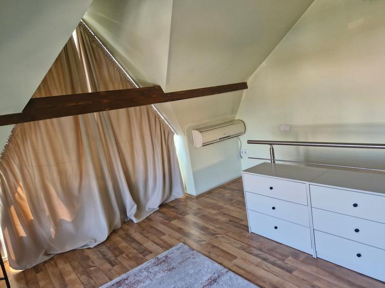 Apartament cu 4 camere semidecomandat în Circumvalațiunii