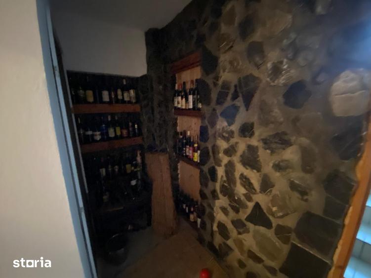 Casă cu 5 camere decomandat cu Teren 260 Mp în Crângași