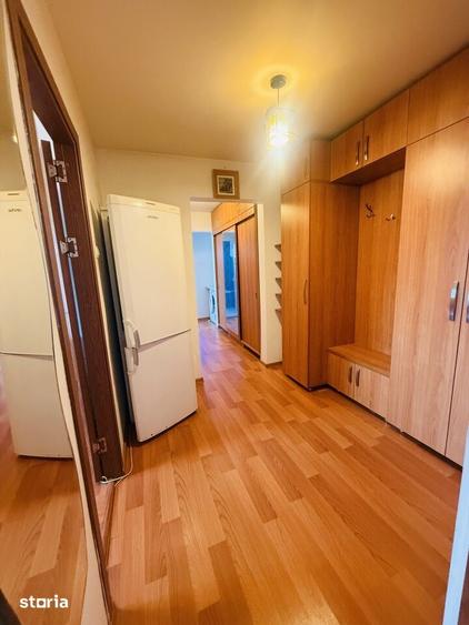 Apartament cu 3 camere decomandat, mobilat în Canta