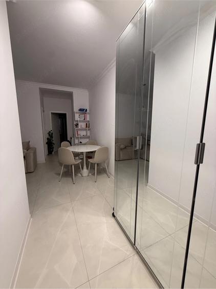 Apartament cu 2 camere semidecomandat, mobilat în Giroc