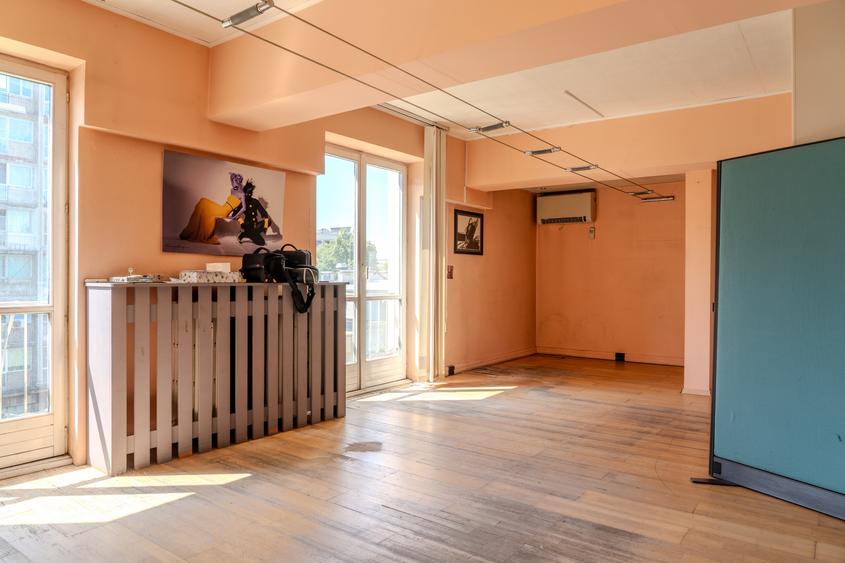 Apartament cu 2 camere semidecomandat în Magheru