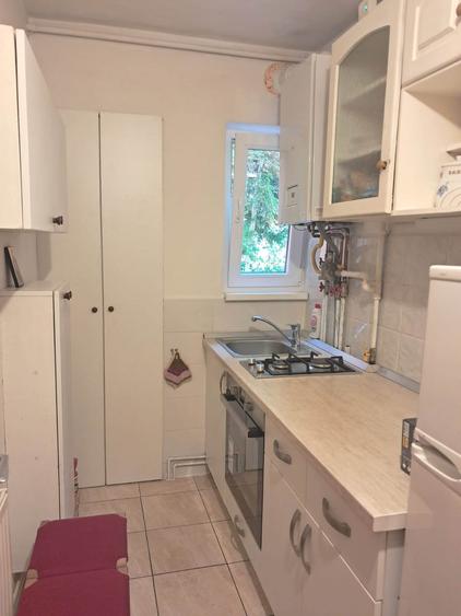 Apartament cu 2 camere nedecomandat în Vasile Aaron