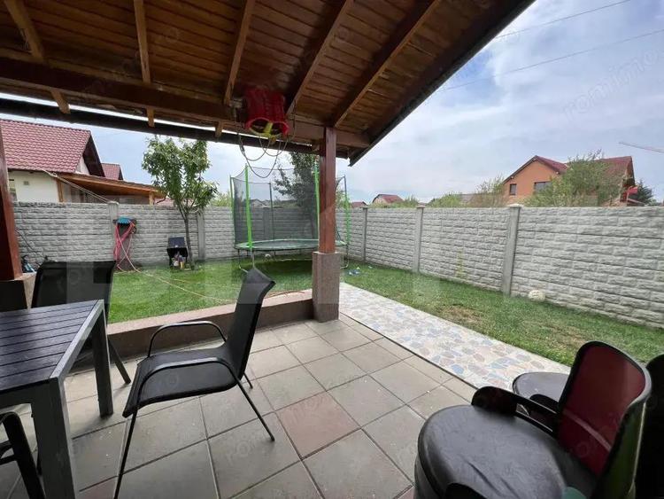 Casă cu 4 camere cu Teren 300 Mp în Central