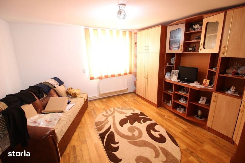 Casă cu 3 camere în Tulucești