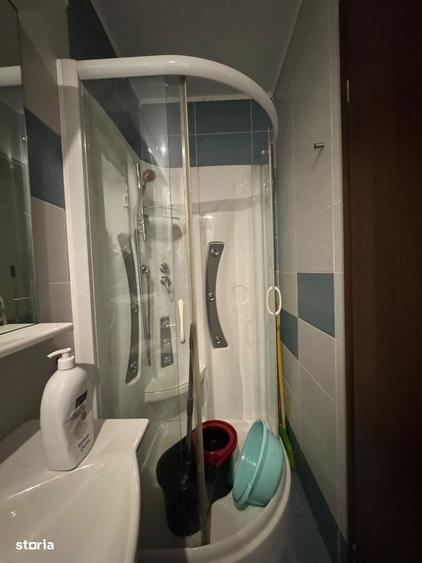 Apartament cu 3 camere decomandat în Mărgeanului