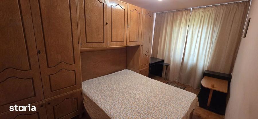 Apartament cu 2 camere nedecomandat în Girocului