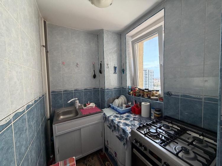 Apartament cu 2 camere semidecomandat în Străulești
