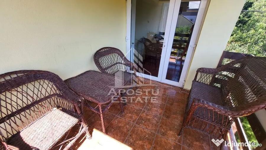 Casă cu 4 camere cu Teren 574 Mp în Aradului