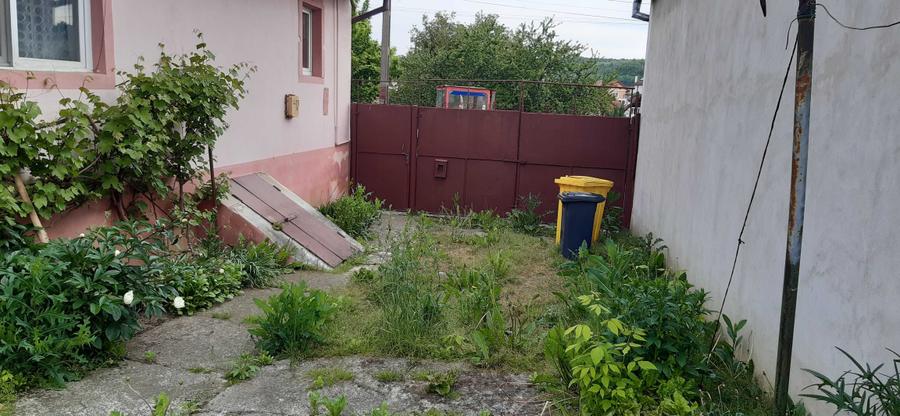 Casă cu 2 camere în Central