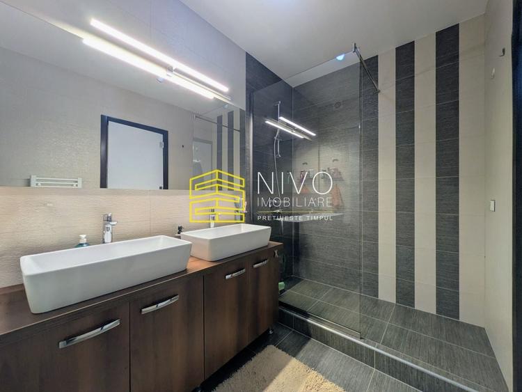Apartament cu 3 camere decomandat, mobilat în Tudor