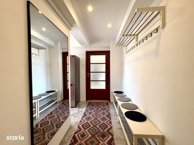 Apartament cu 2 camere semidecomandat, mobilat în Central