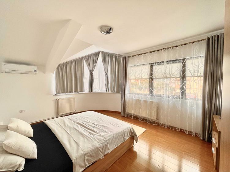 Casă cu 4 camere în Central