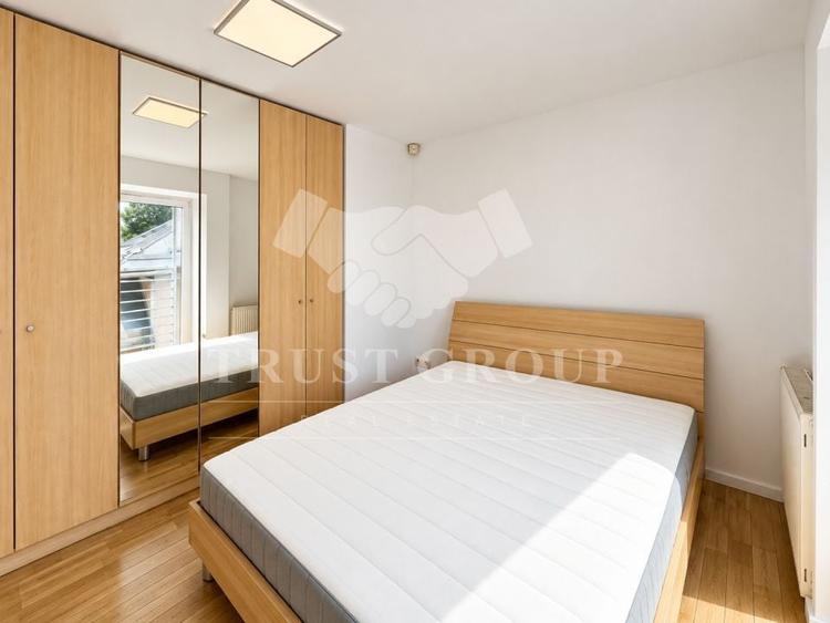 Apartament cu 3 camere semidecomandat, mobilat în Aviatorilor