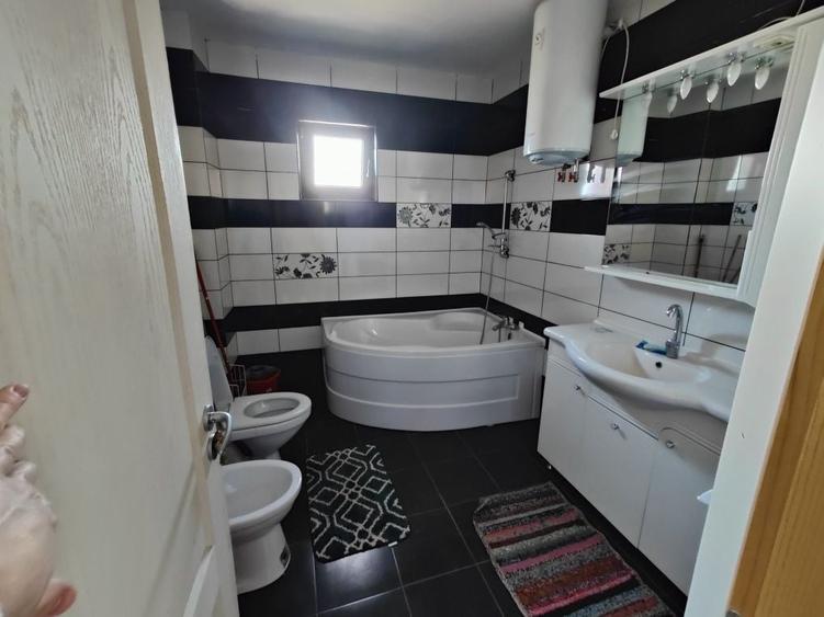 Apartament cu mansarda de inchiriat - 6