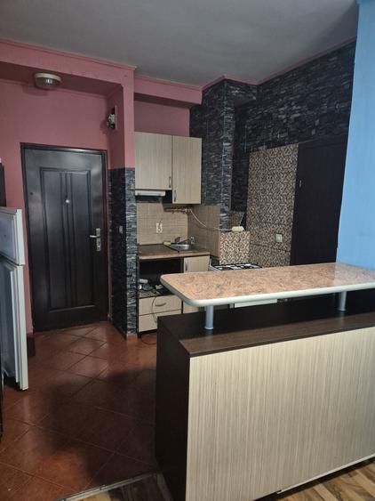 Apartament cu 2 camere semidecomandat în UTA