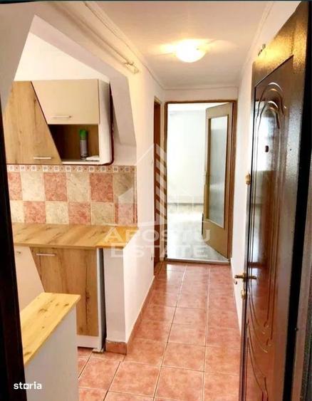 Apartament cu 2 camere, mobilat în Buziașului