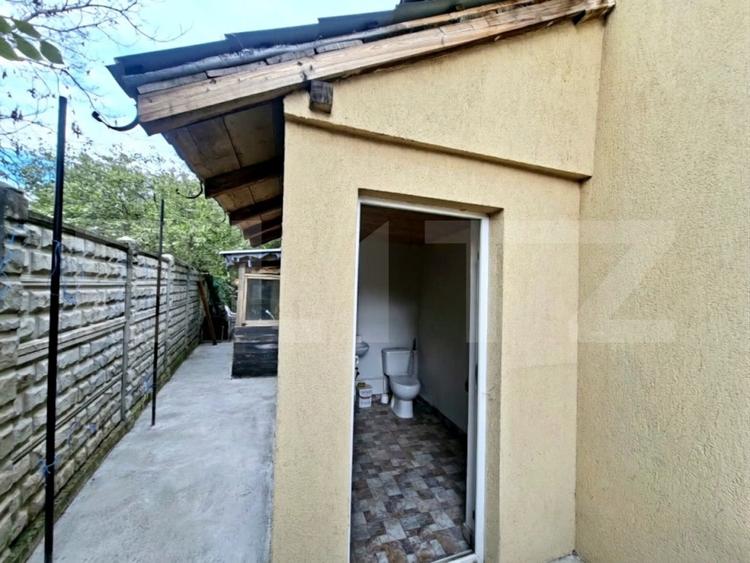 Casă individuală cu 4 camere cu Canalizare în Bariera Vâlcii