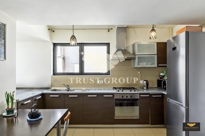 Apartament cu 3 camere semidecomandat, mobilat în Titulescu