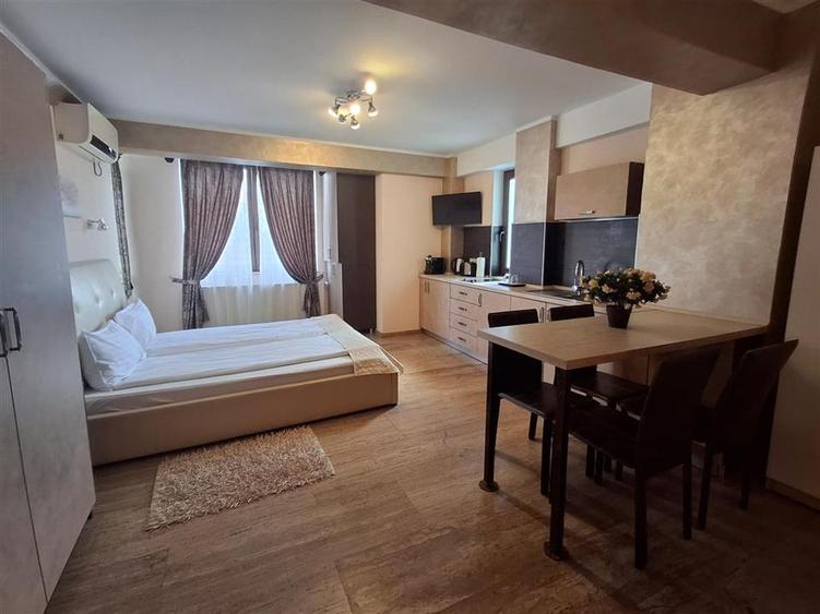 Studiou de lux cu balcon 40 mp utili in zona Centrala - 10