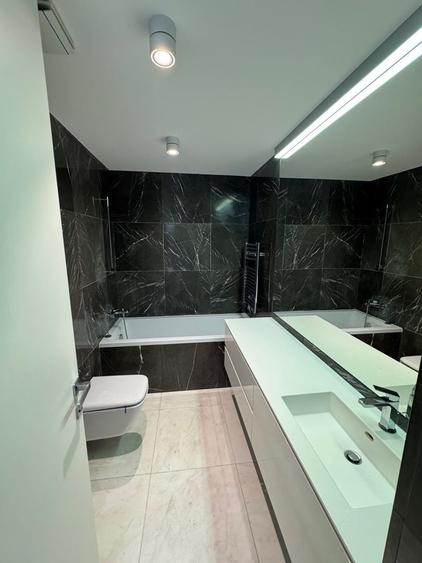 Apartament cu 4 camere semidecomandat, mobilat în Primăverii