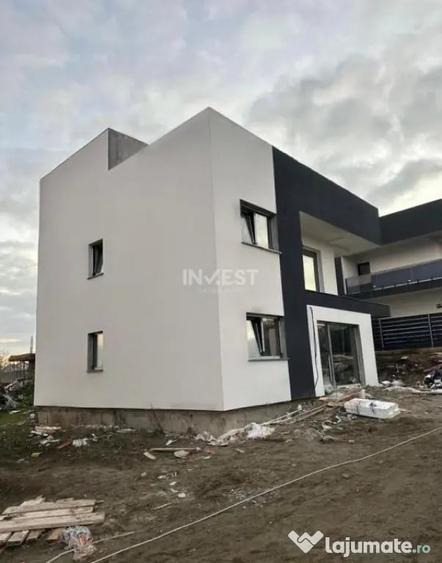 Casă cu 4 camere cu Teren 300 Mp în Popas Păcurari