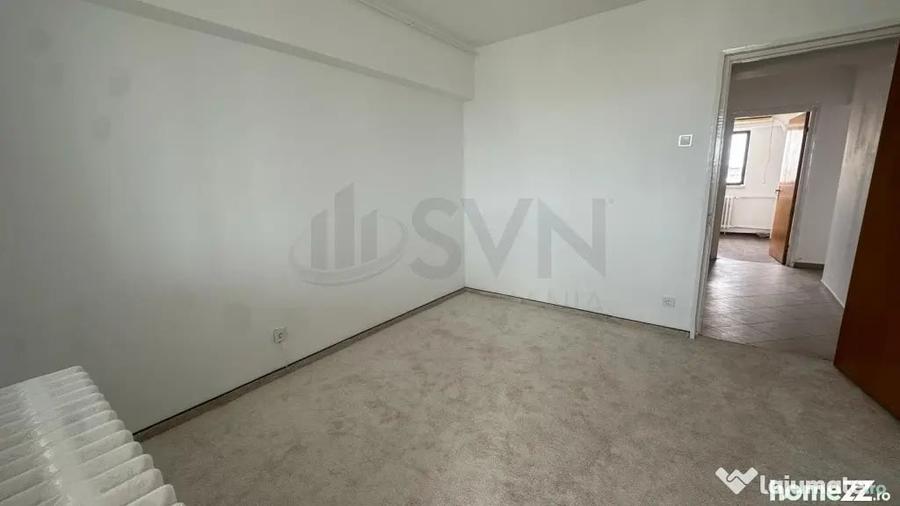 Apartament cu 4 camere decomandat în Amzei
