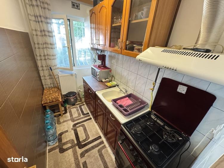 Apartament cu 2 camere semidecomandat în Km 4