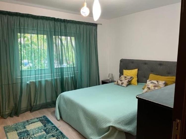 Apartament cu 2 camere decomandat, mobilat în Mihai Bravu