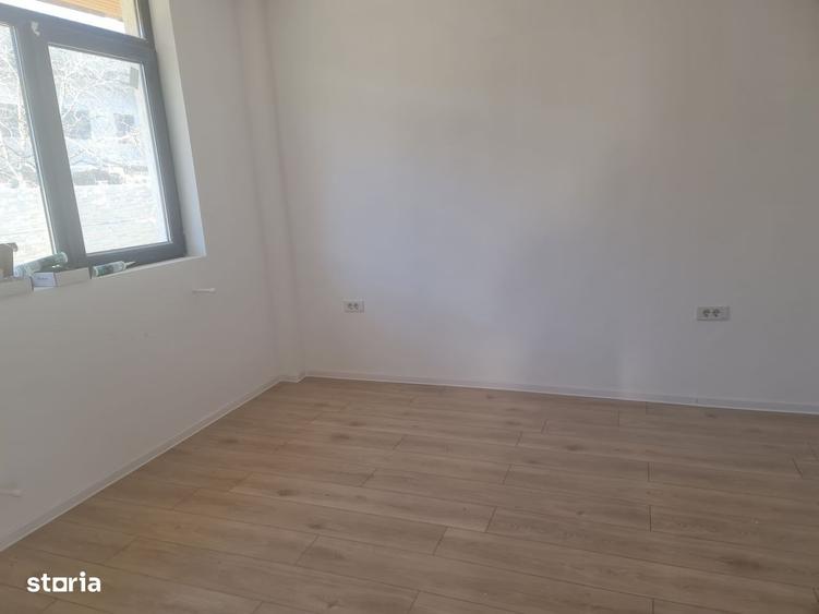 Casă cu 3 camere în Central