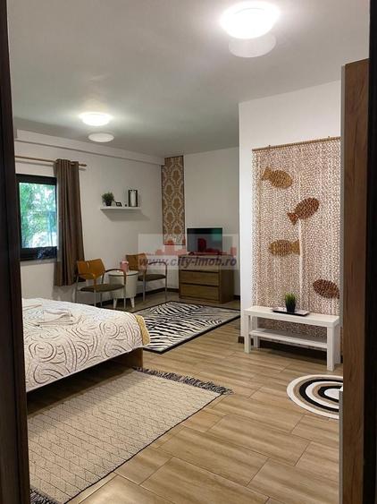 Casă individuală cu 5 camere cu Piscina în Sătic