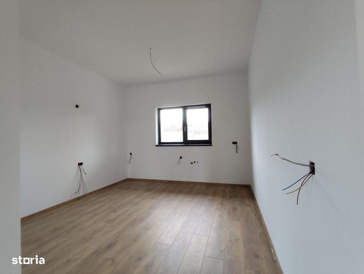 Casă cu 4 camere cu Teren 616 Mp în Dealuri Oradea