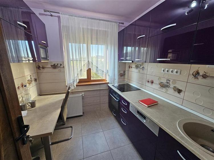 Apartament cu 2 camere decomandat în Micro I