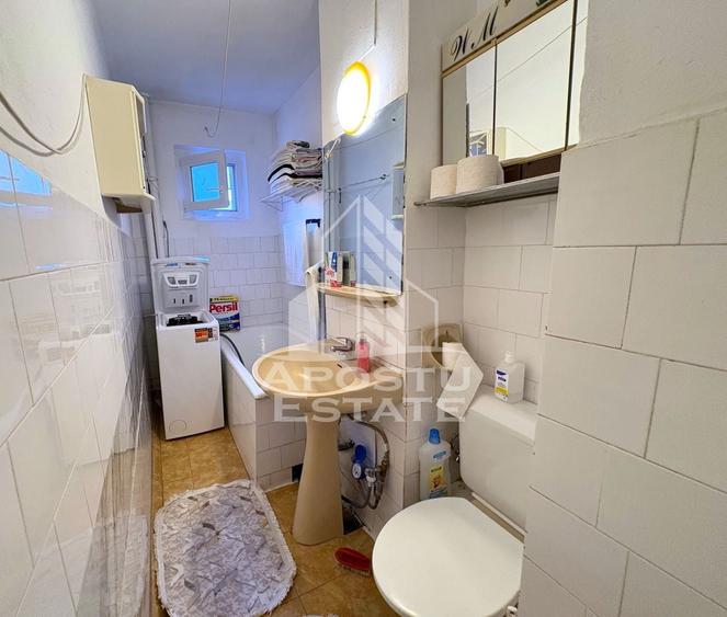Apartament cu 3 camere semidecomandat, mobilat în Șagului