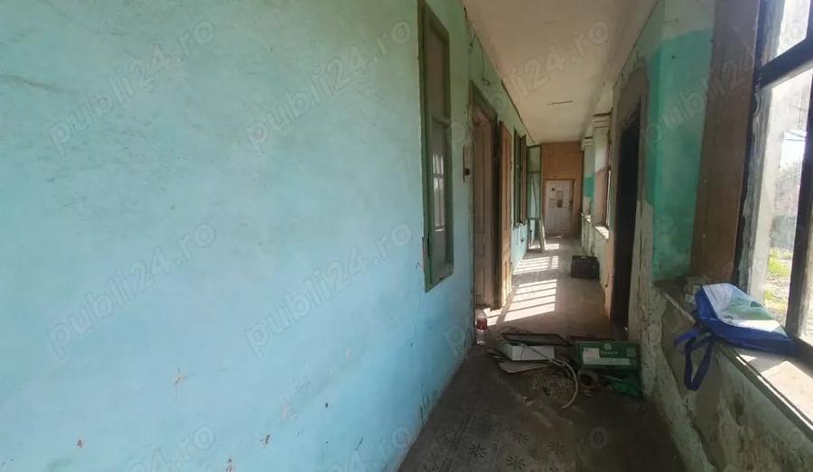 Casă cu 5 camere cu Teren 2259 Mp în Zădăreni