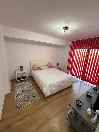 Apartament cu 3 camere în Cetate