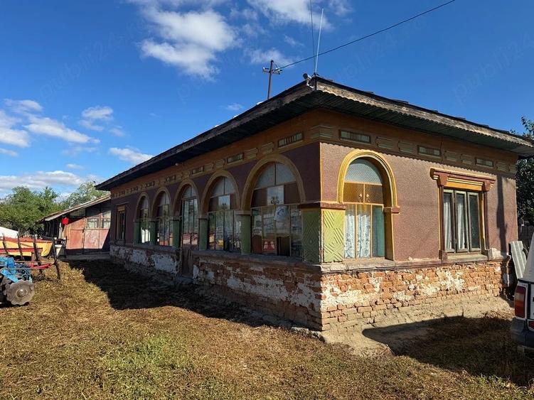 Teren de 1646 mp, în Herăști