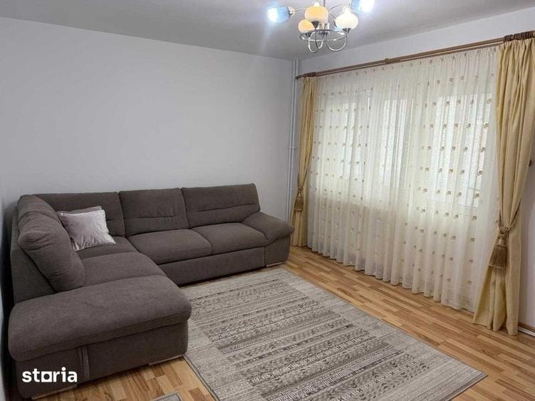 Apartament cu 3 camere decomandat în Obcini