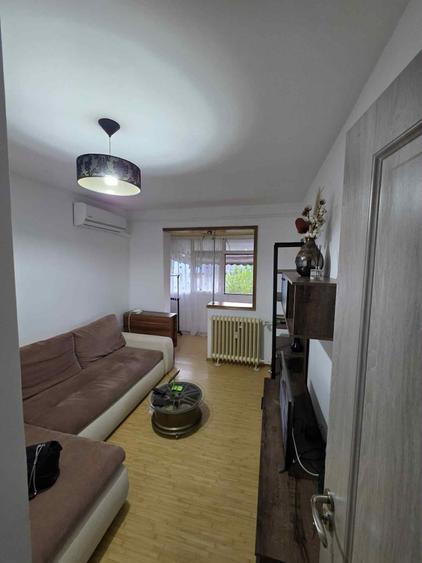 Inchiriez apartament - 1