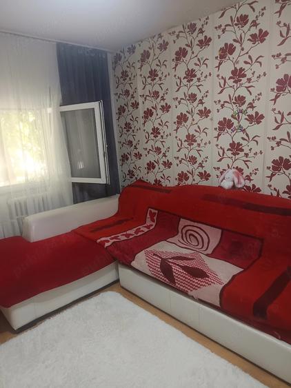 Apartament cu 2 camere semidecomandat în Confecții