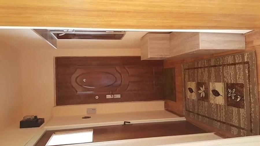 Apartament cu 2 camere semidecomandat, mobilat în Central