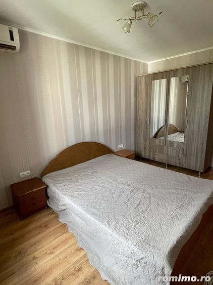 Garsonieră decomandată în 13 Septembrie