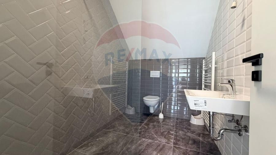 Casă individuală cu 3 camere cu Teren 430 Mp în Exterior Sud